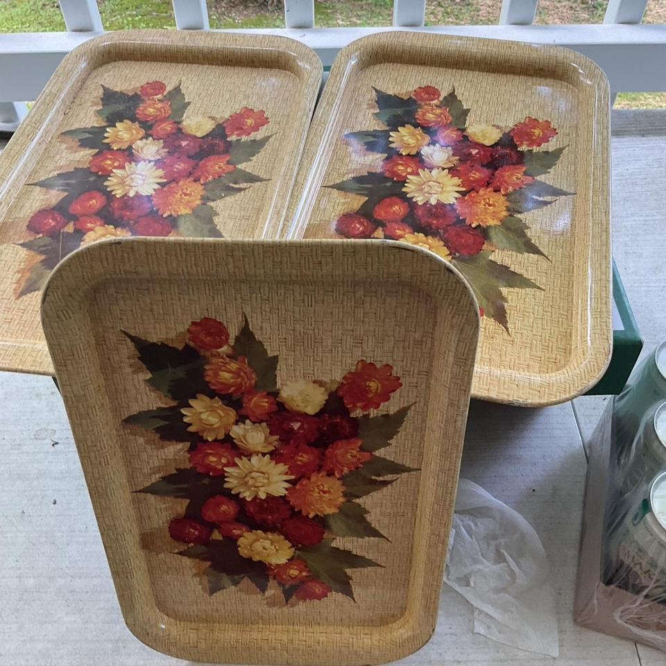3 Vintage 14 Tin Metal 6