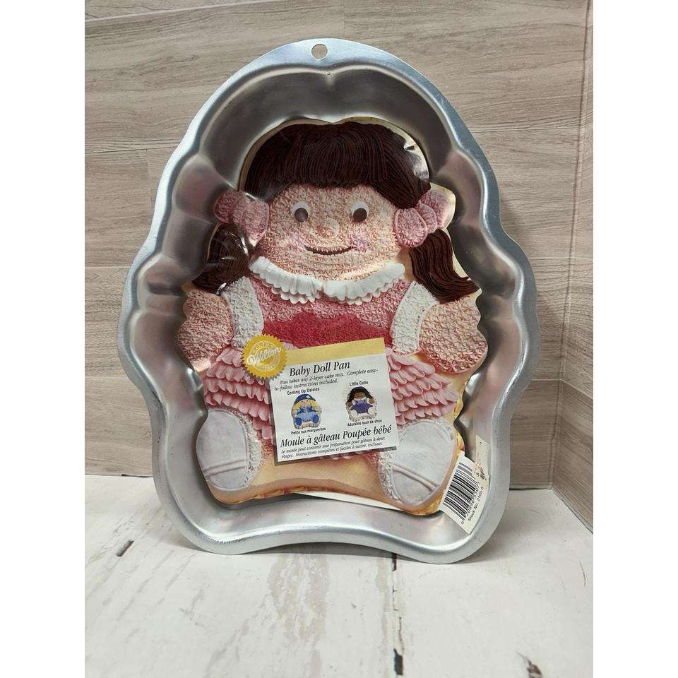 The Vintage Wilton Cake Pan