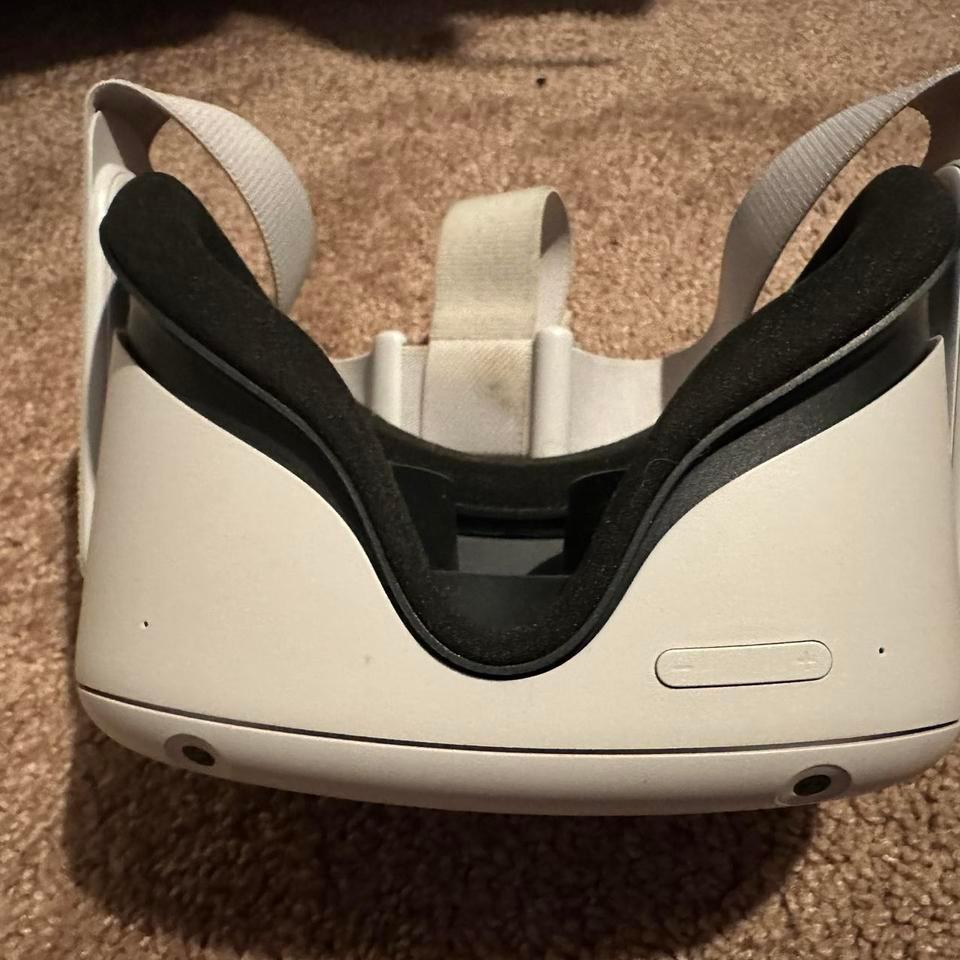 Oculus Quest 2 Vr Headset 3
