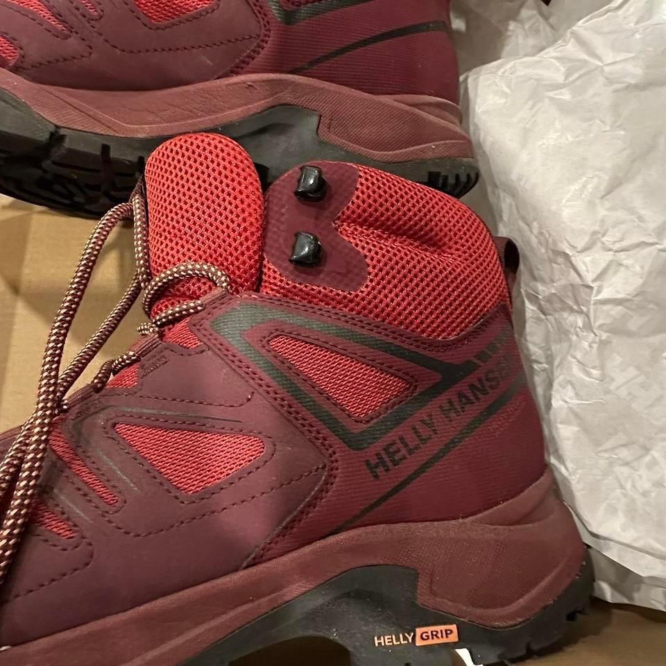 Helly Hansen Burgundy Red Hiking 4