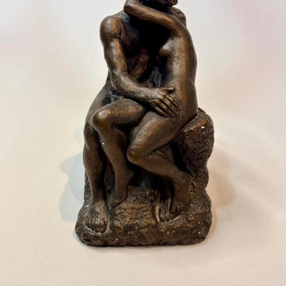 Romantic Vintage Sculpture Inspired By C686 2