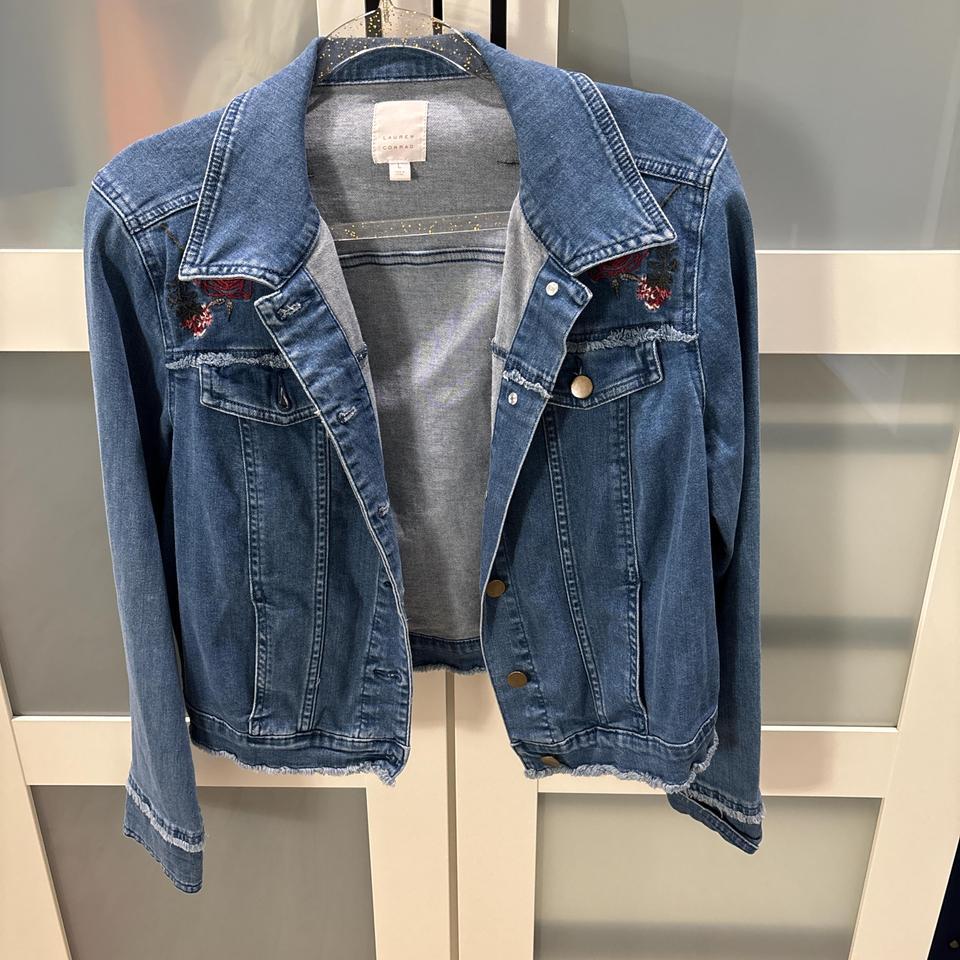 Blue Denim Jacket With Embroidered 2cd7