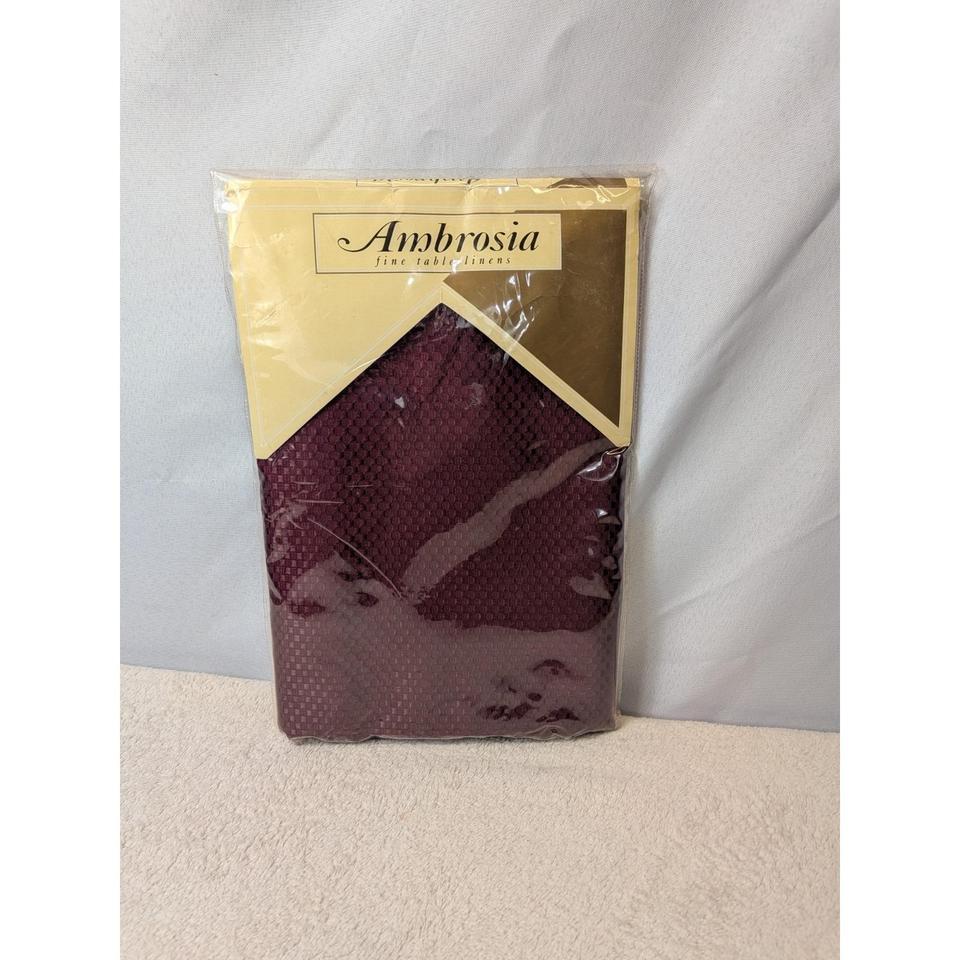Ambrosia Fine Table Linens Garnet 5250