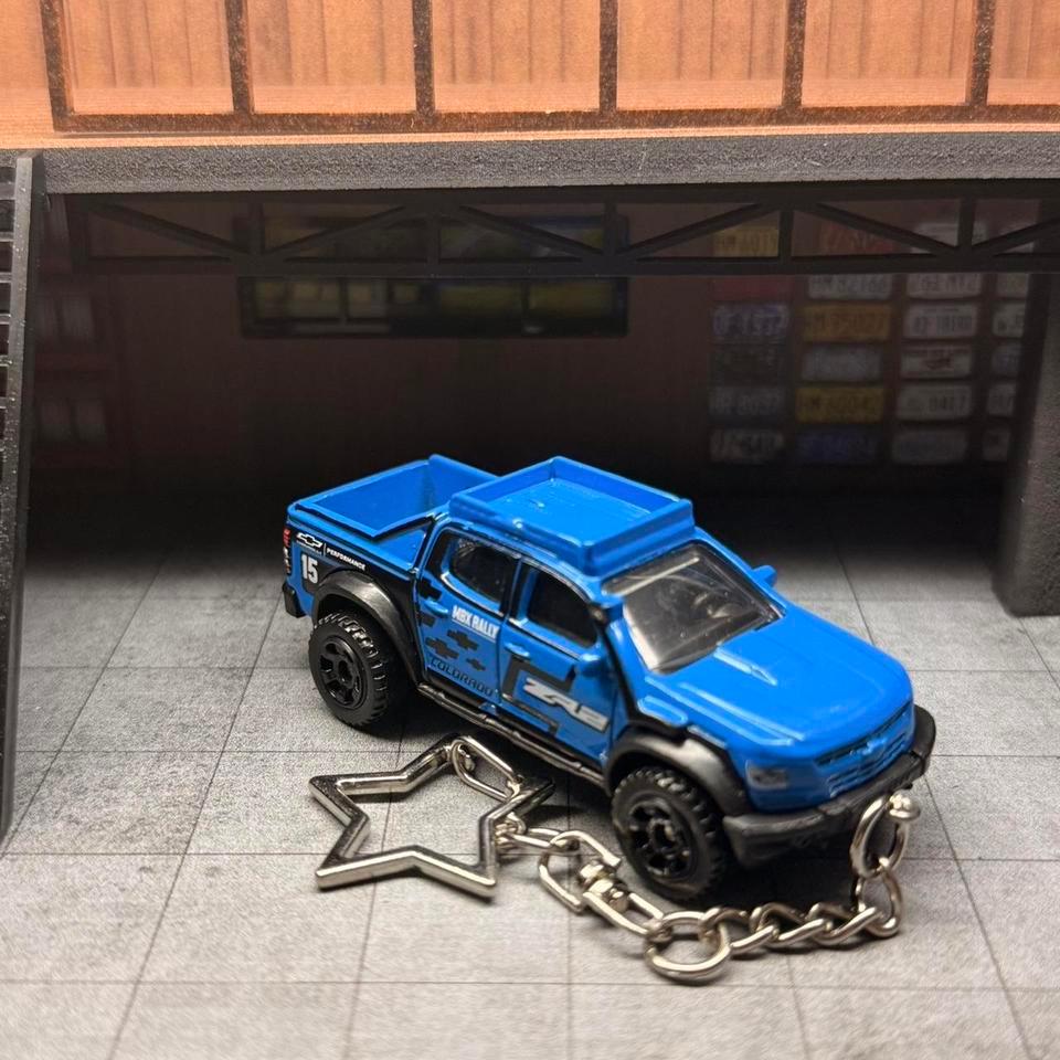 Homemade Chevy Colorado Y2k Keychain D2d8