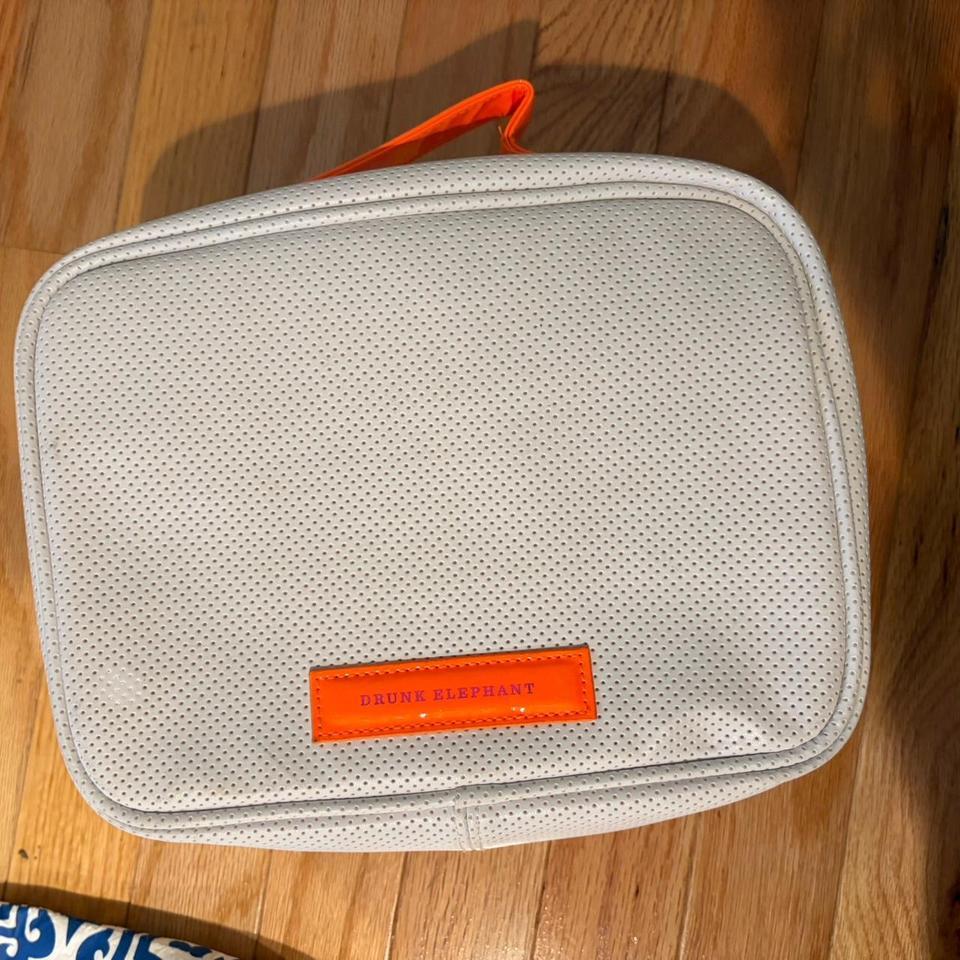 Random Toiletrymakeup Bags Purchase Gets F34b 2