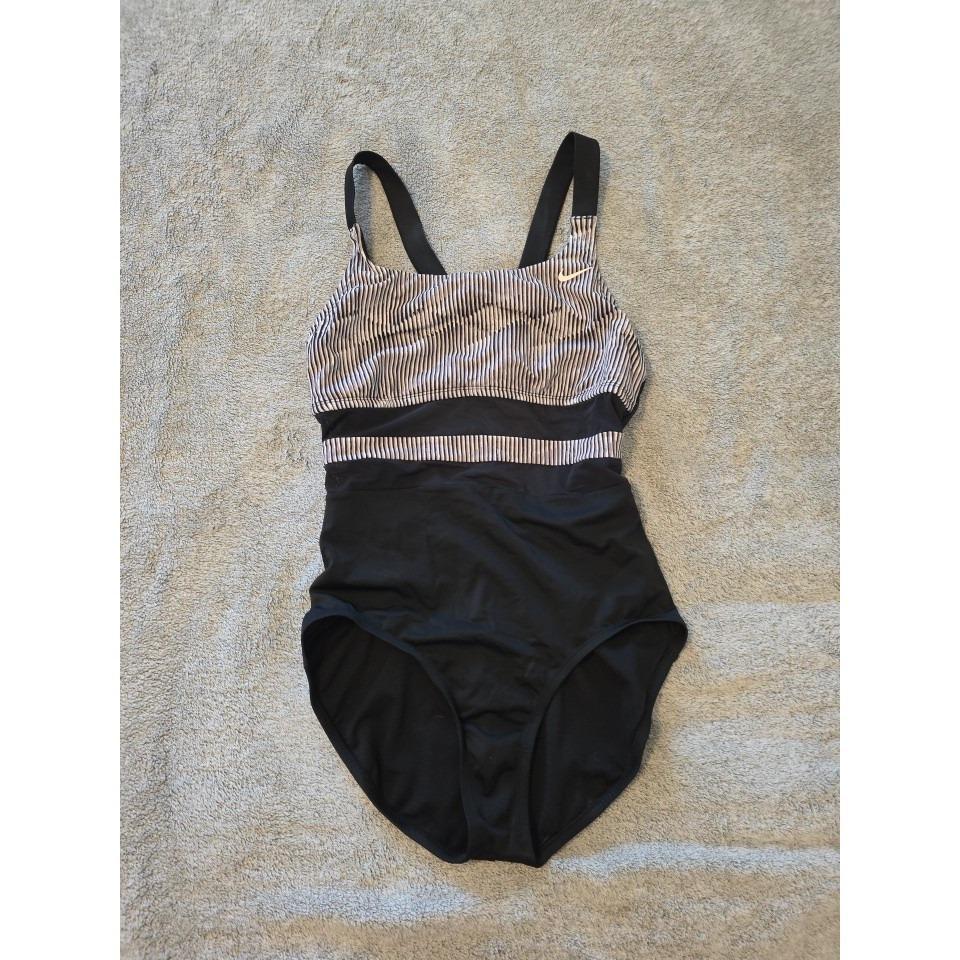 Nike Swim V Back Mesh One B0ee