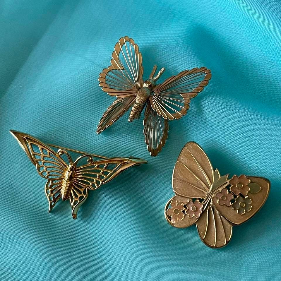Lot Of 3 Vintage Gold 2