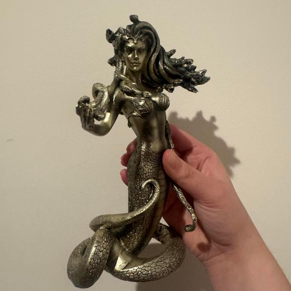 Medusa Statue With Snakes Cc02