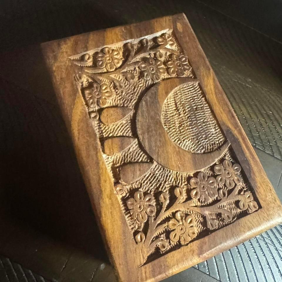 Wooden Trinket Box With Floral 42ed