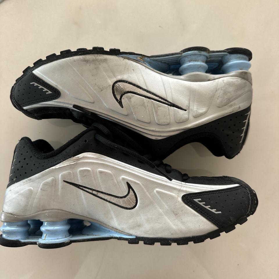 Nike Shox R4 Black Trainers