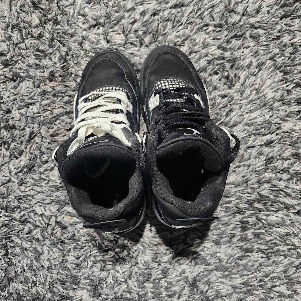 Jordan 4 Black And White 08e2
