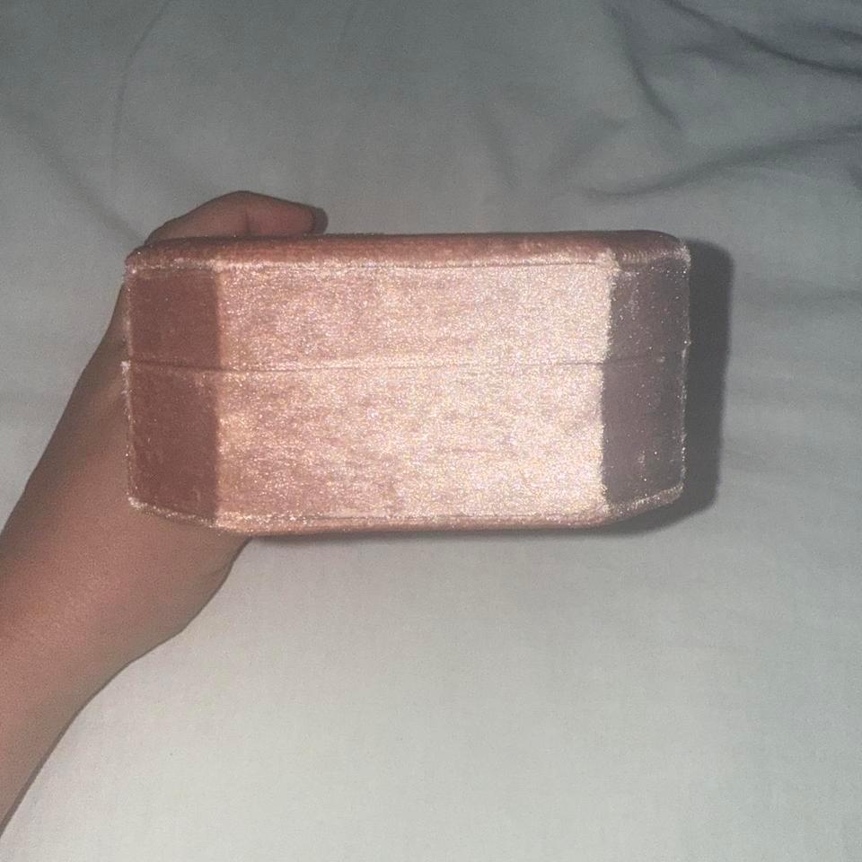 Gucci Beauty Bamboo Rose Gold B8e3 7