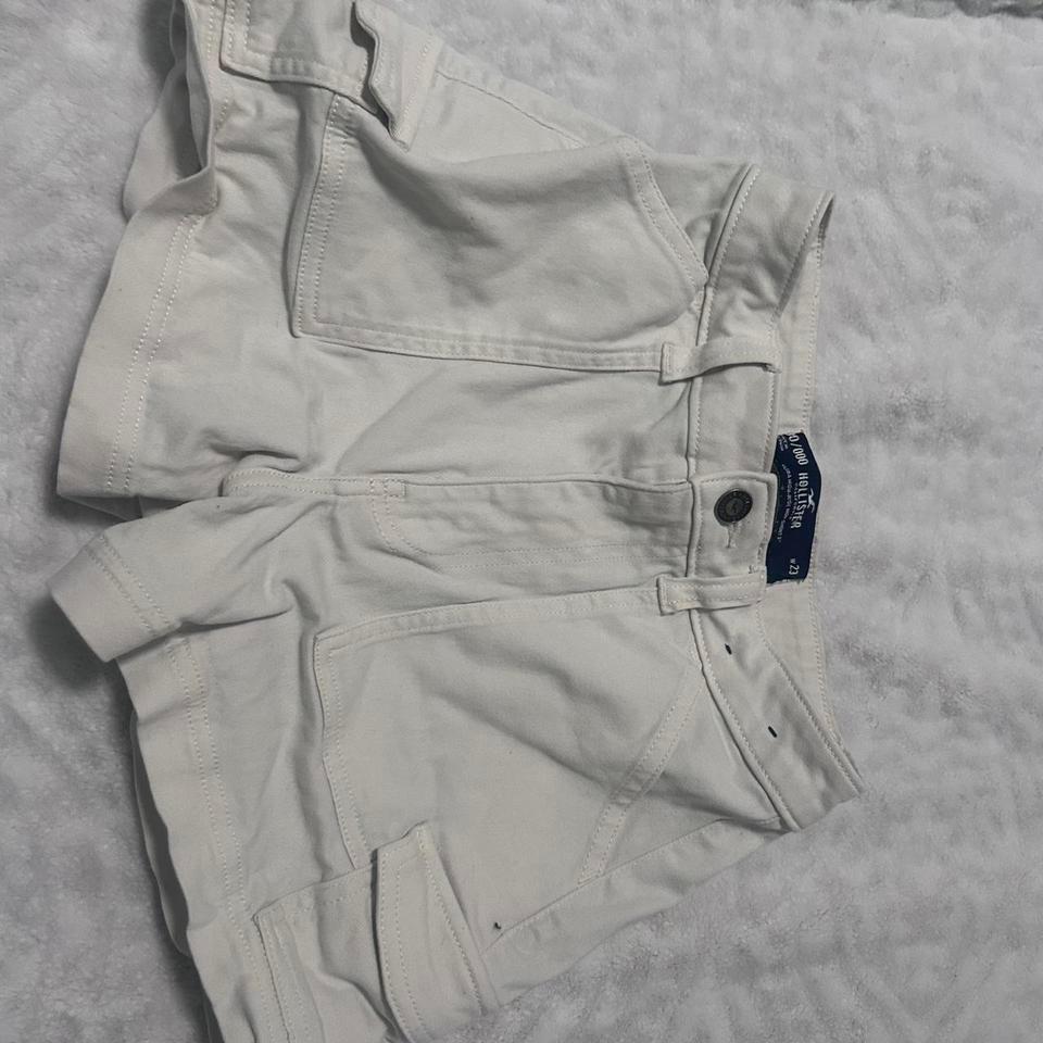 White Hollister Cargo Shorts Summer 2
