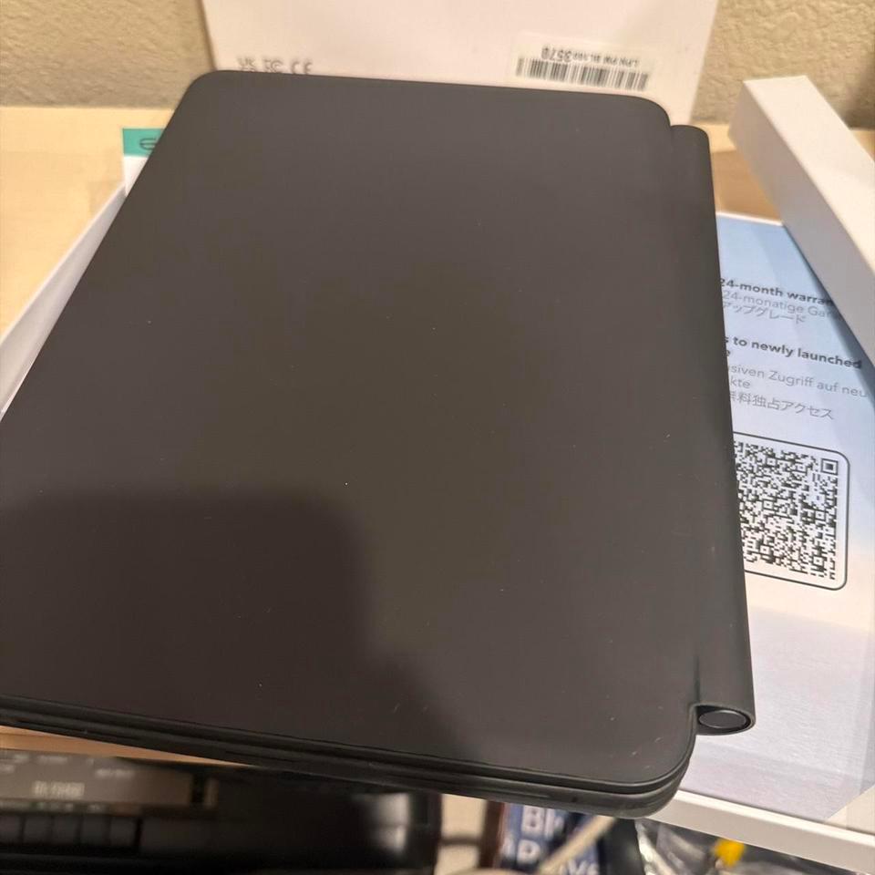 Esr Magnetic Keyboard Case 360 4766 6