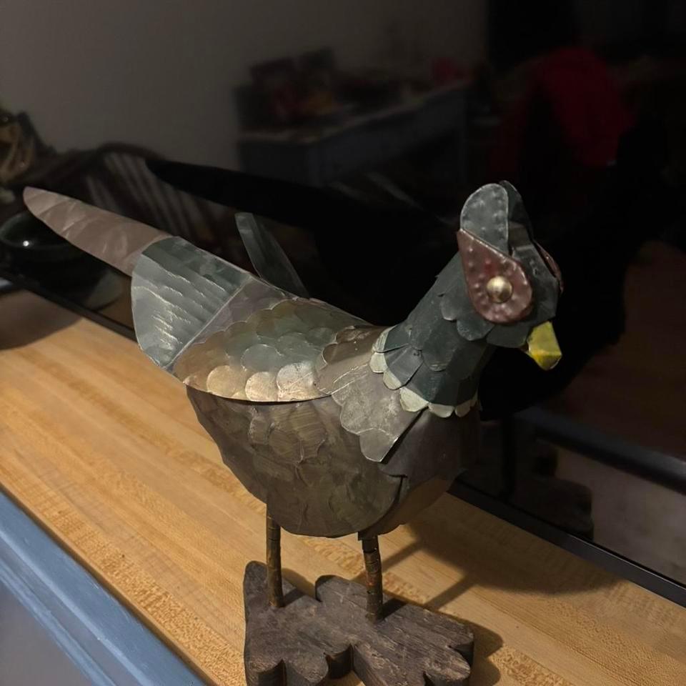 Metal Pheasant Sculpture With A B8a5