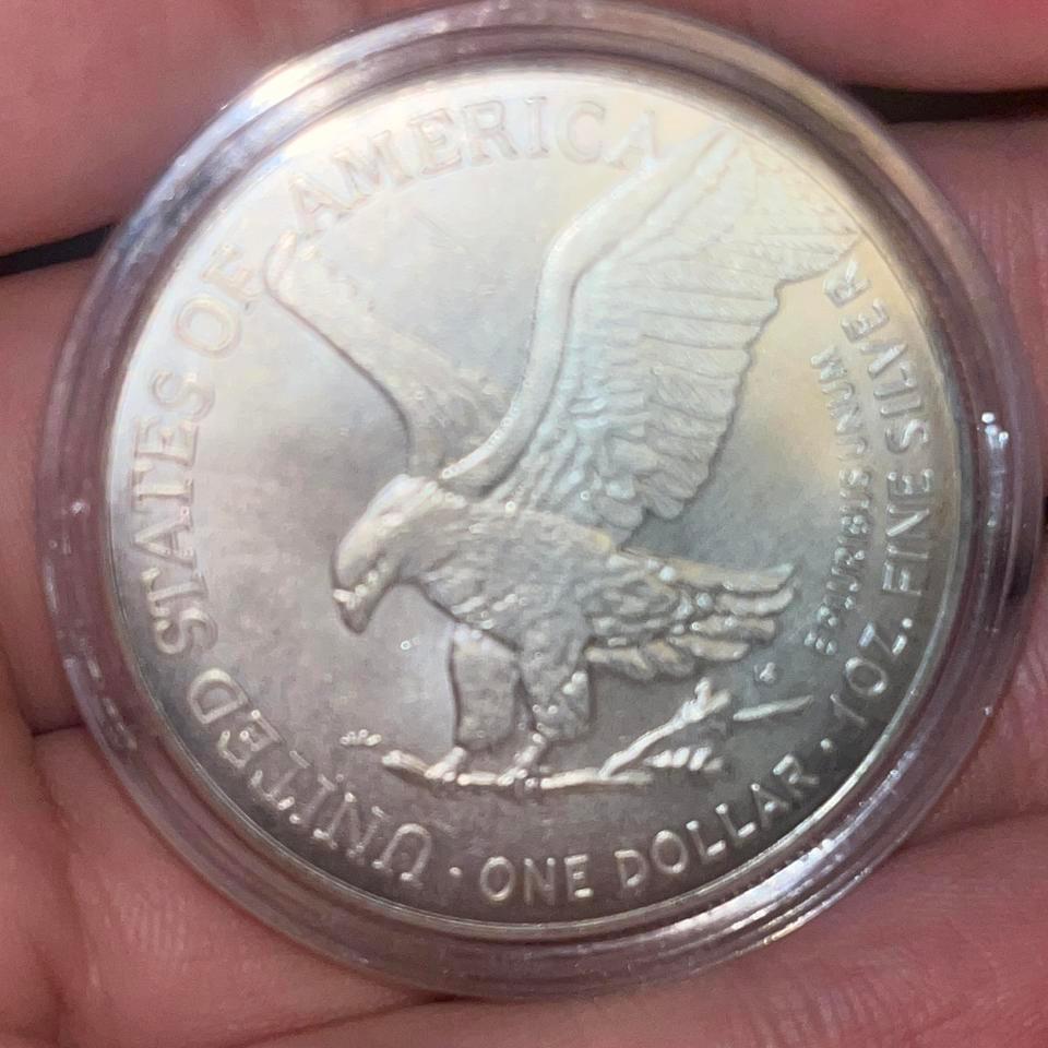 2025 American Silver Eagle Coin D813 2
