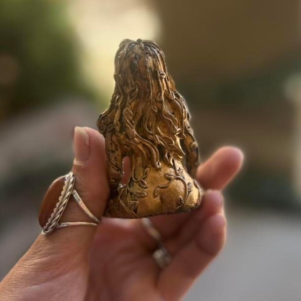 Small Bronze Goddess Statue Dd91 4