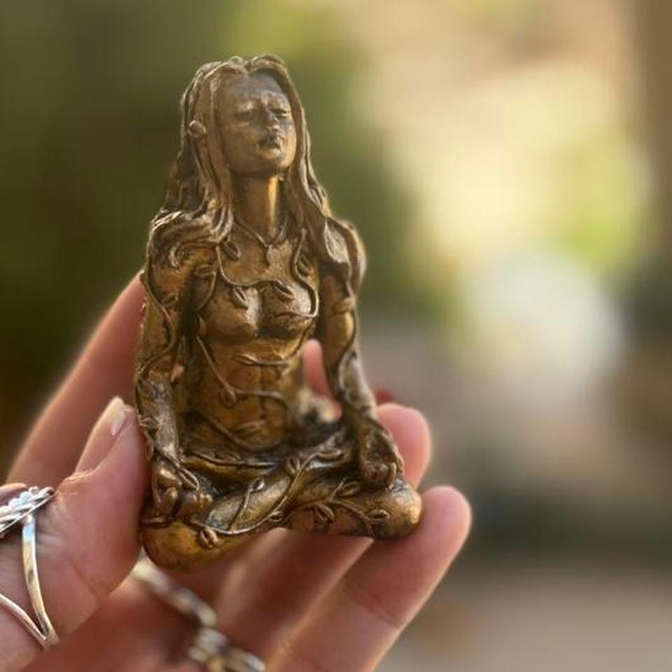 Small Bronze Goddess Statue Dd91 2