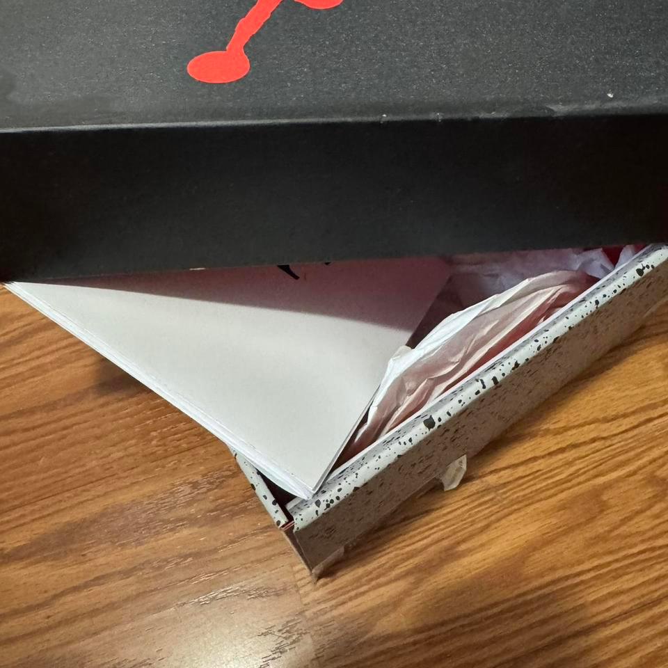 Air Jordan 4 Retro Fire 7