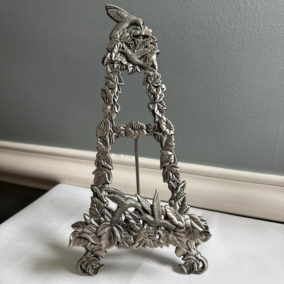 Vintage 9 Metal Hummingbird And