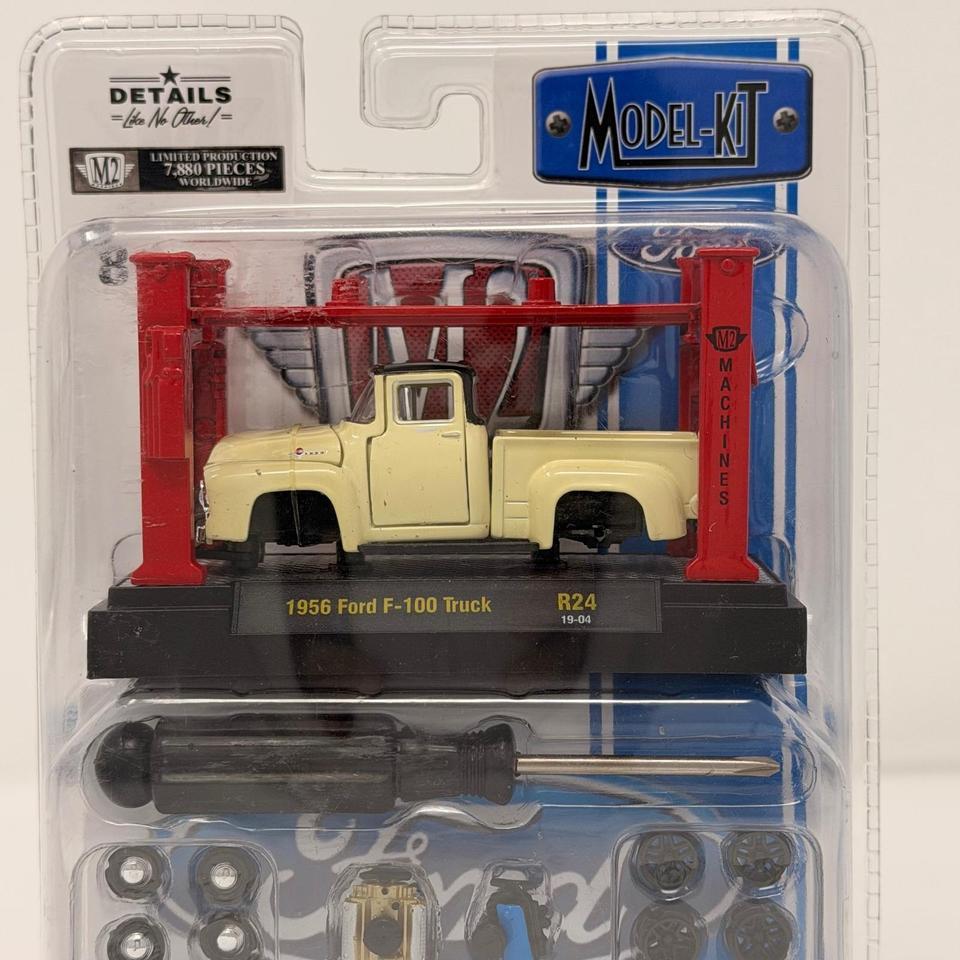 M2 Machines 1956 Ford F 100 97f8 6