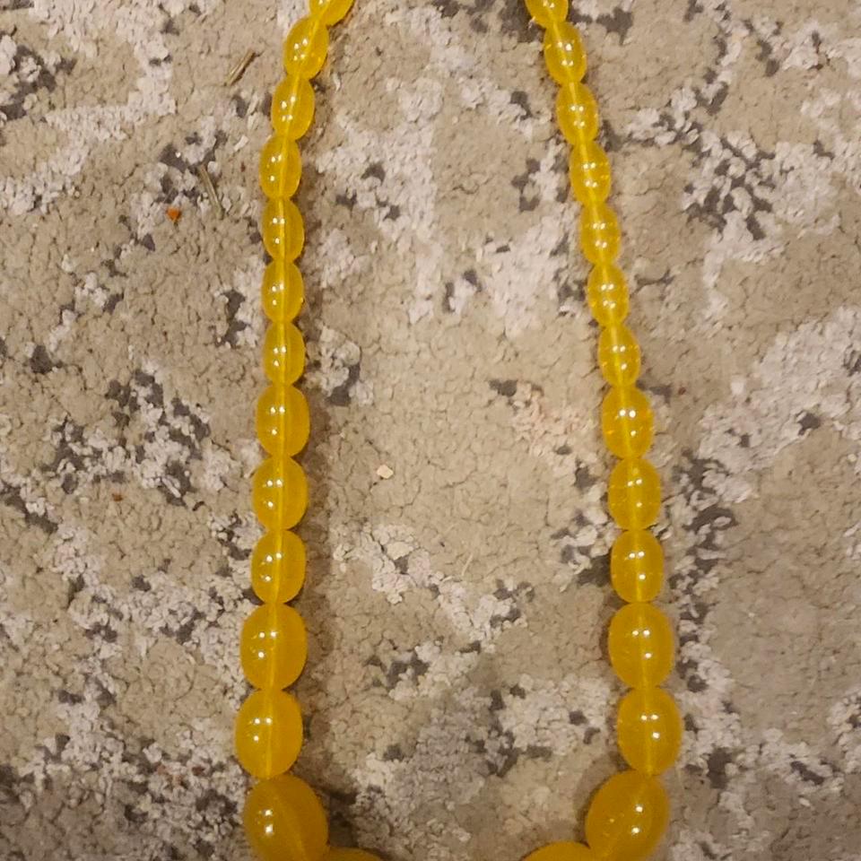 Vintage Yellow Plastic Graduated Beaded E4bd 2