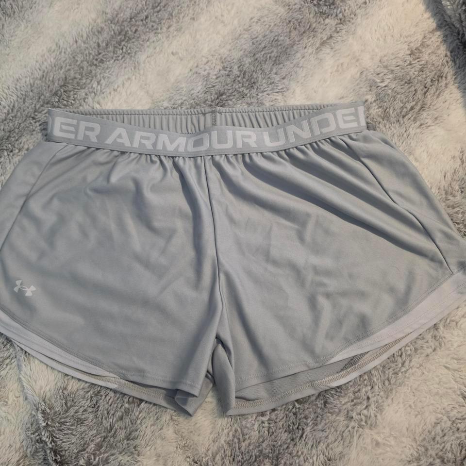 Under Armour Grey Shorts Size Cc35