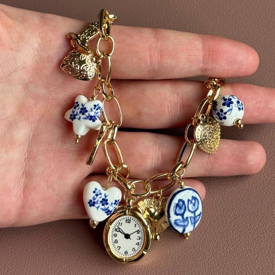 Y2k Vintage Western Charm Gold 431e 7