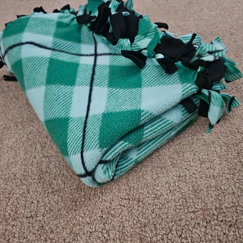 Green White Plaid Fleece 4