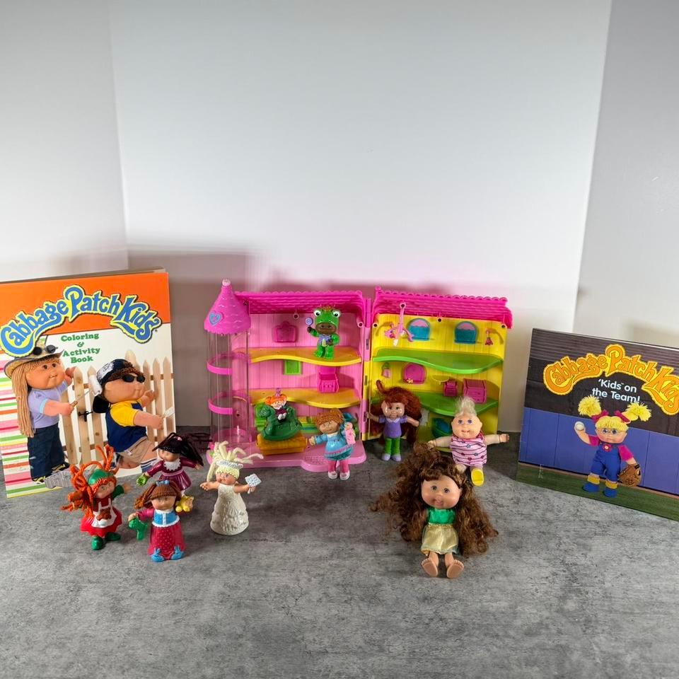 Cabbage Patch Kids Bundle With 2697