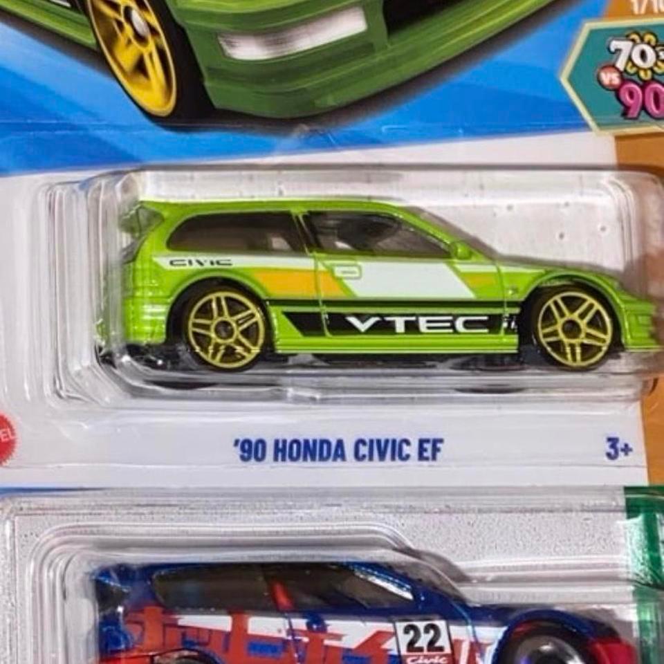 Lot Of 4 Hot Wheels 327f 3