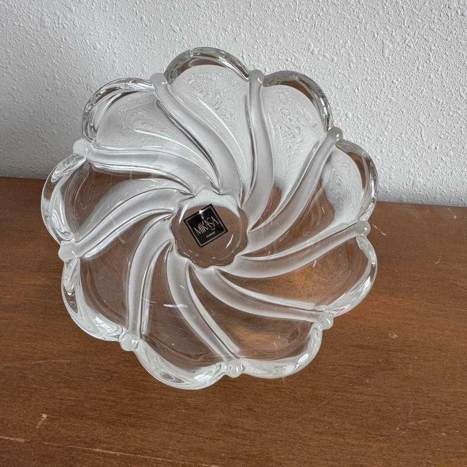 Vintage Mikasa Peppermint Swirl Crystal 3