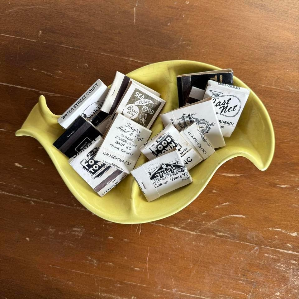 Vintage Matchbook Collection In Yellow 8ca3 8