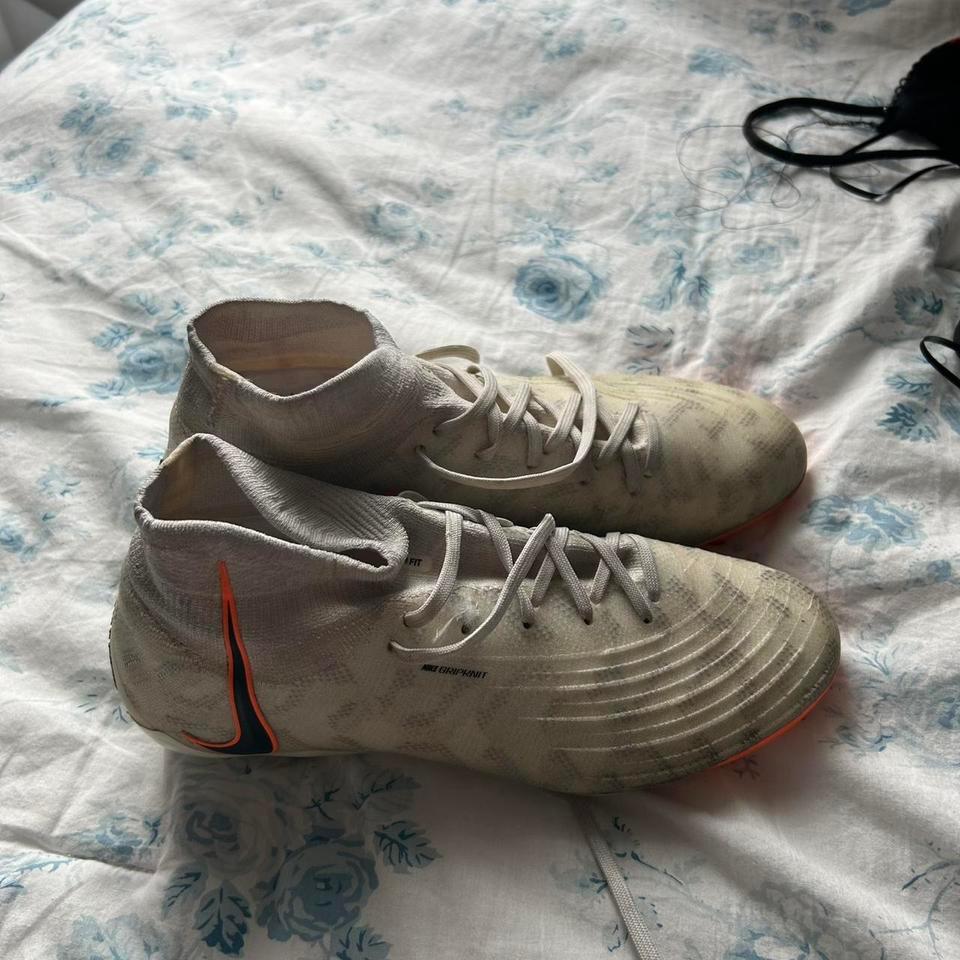 Nike Mercurial Phantom Luna Super Ee3a