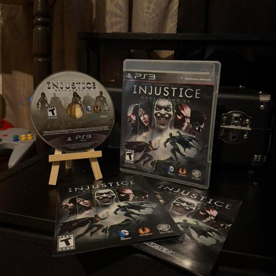 Injustice Gods Among Us For 14d2