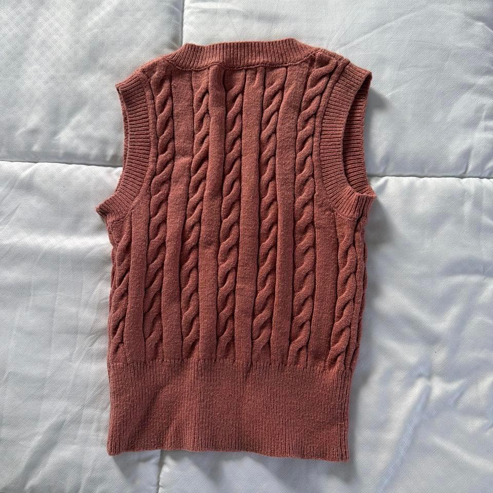 Dusty Rose Cable Knit Vest 5559 2