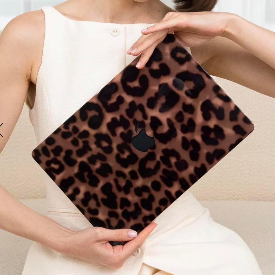 It Girl Leopard Macbook Case 7485 2