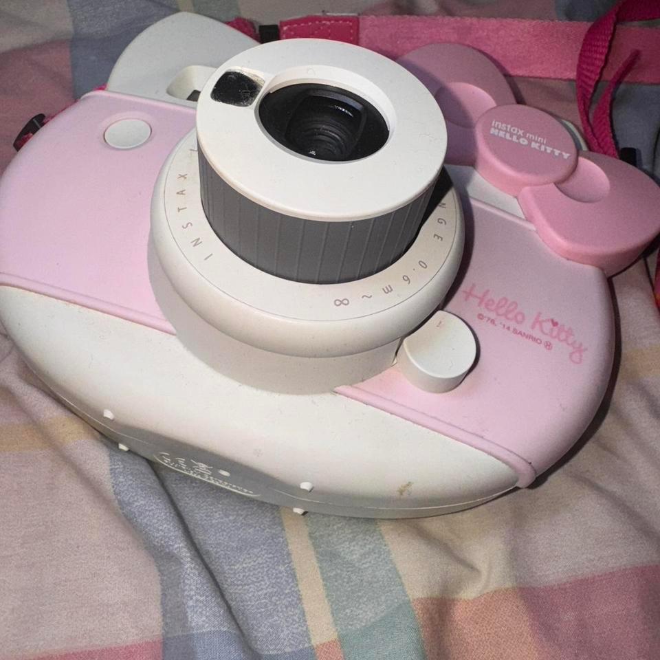 Hello Kitty Polaroid Camera With 2