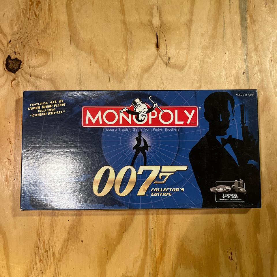 007 James Bond Monopoly Board 56cd