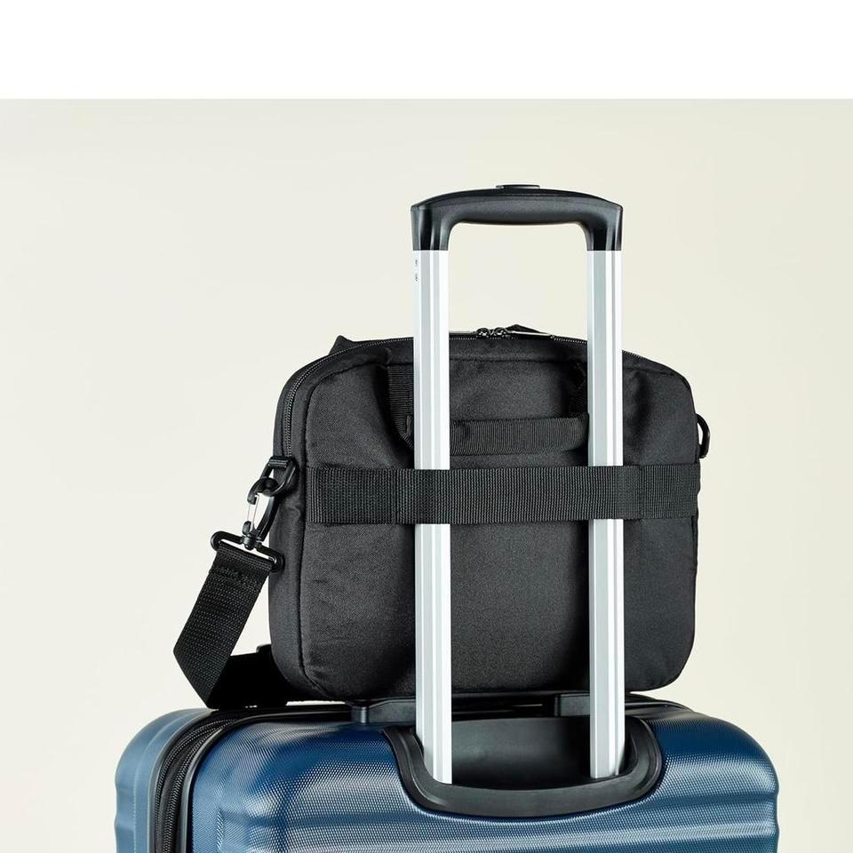 Amazon Basics Black Laptop Bag 2