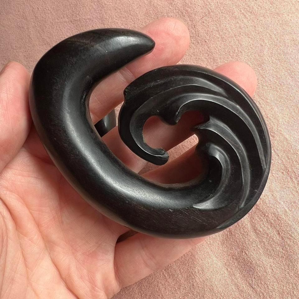 Diablo Organics Carved Wood Wave 3