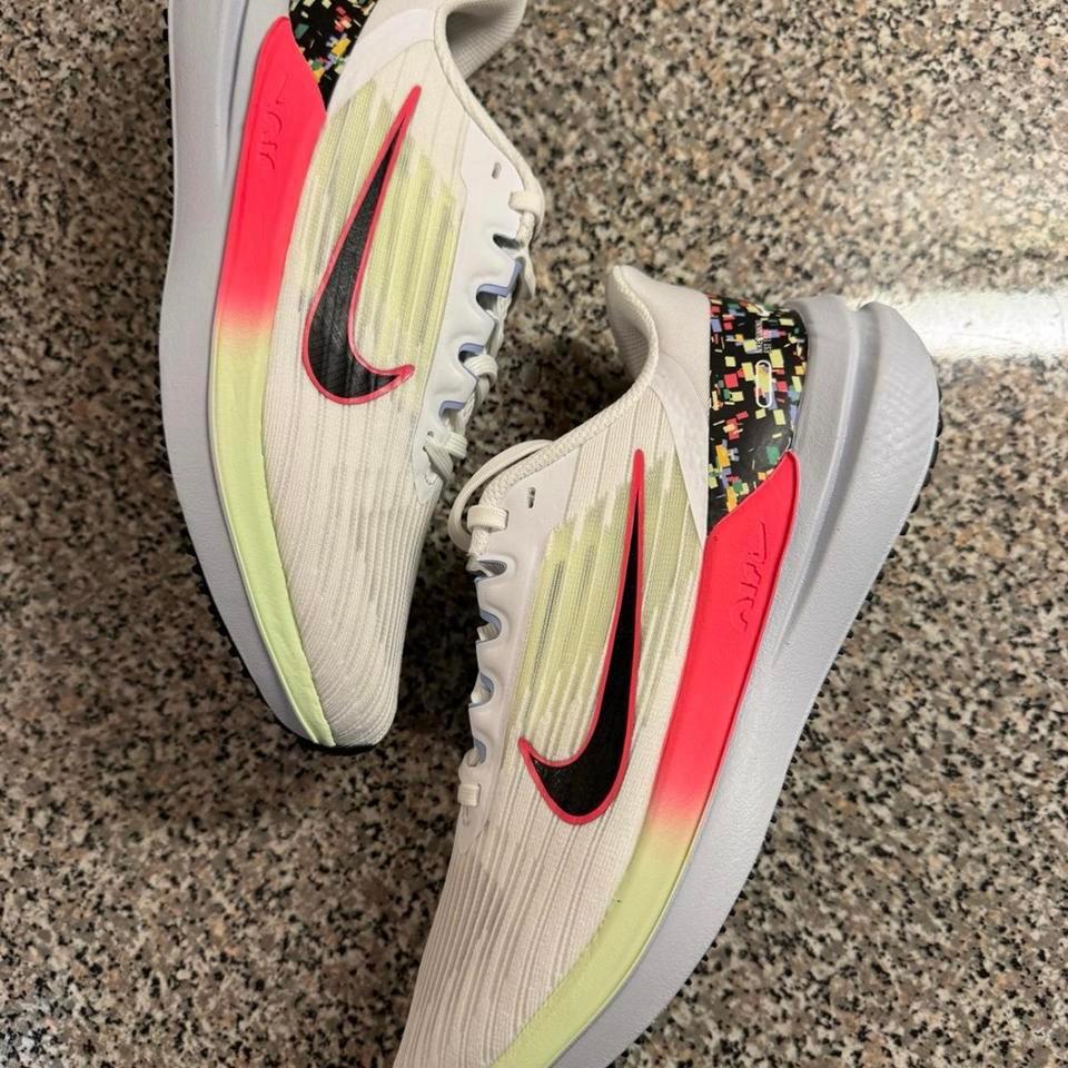 Nike Womens Zoom Winflo 9 9ecd 2