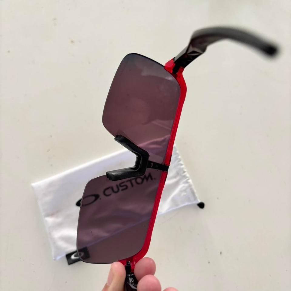 Oakley Pink Sunglasses With Black 7485 5