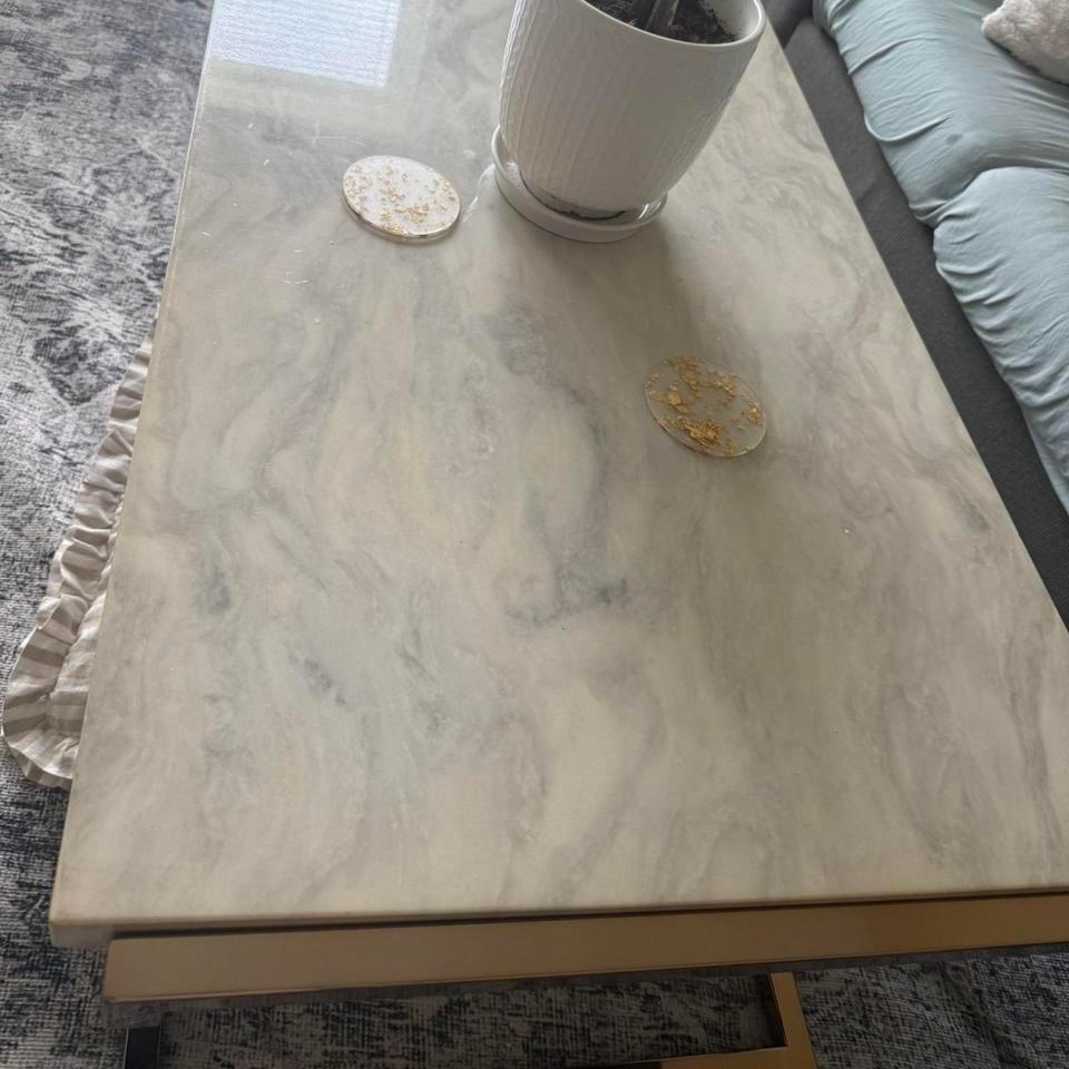White Marble Coffee Table With 3e8c 3