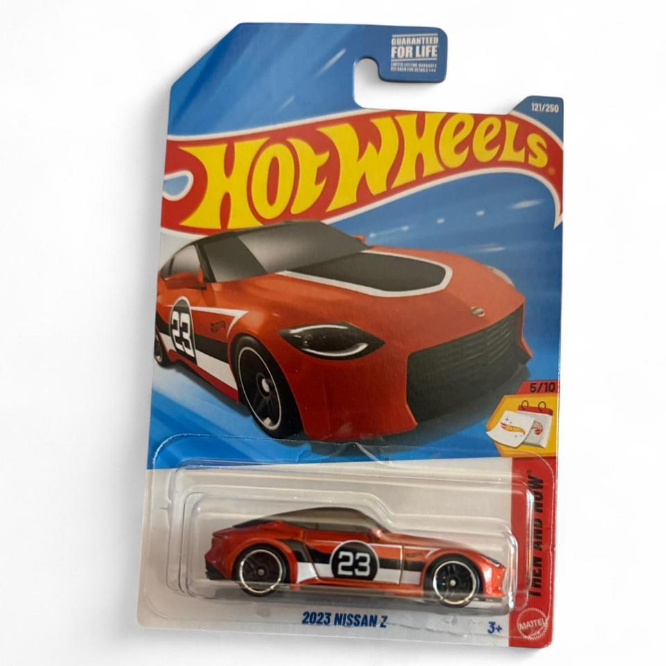 Hot Wheels 2023 Nissan Z 3d25