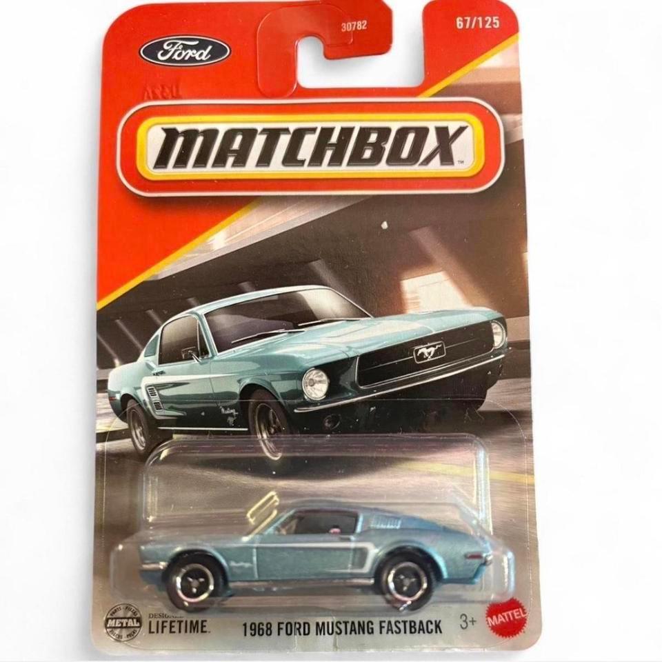 Matchbox 1968 Ford Mustang Fastback 5804