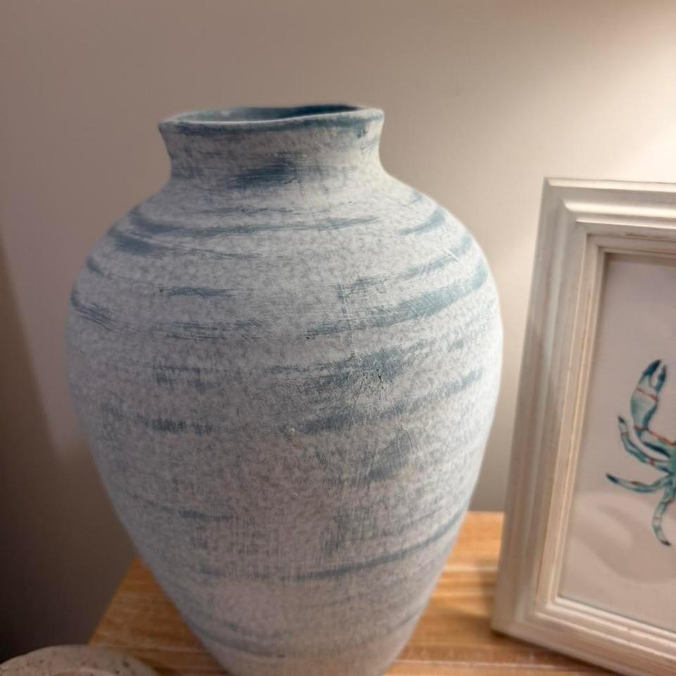 Blue Ceramic Decorative Vase With Fe74 2