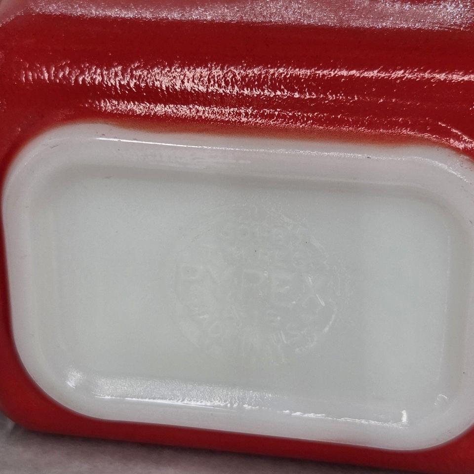 Brand Pyrex Item Set Of 7