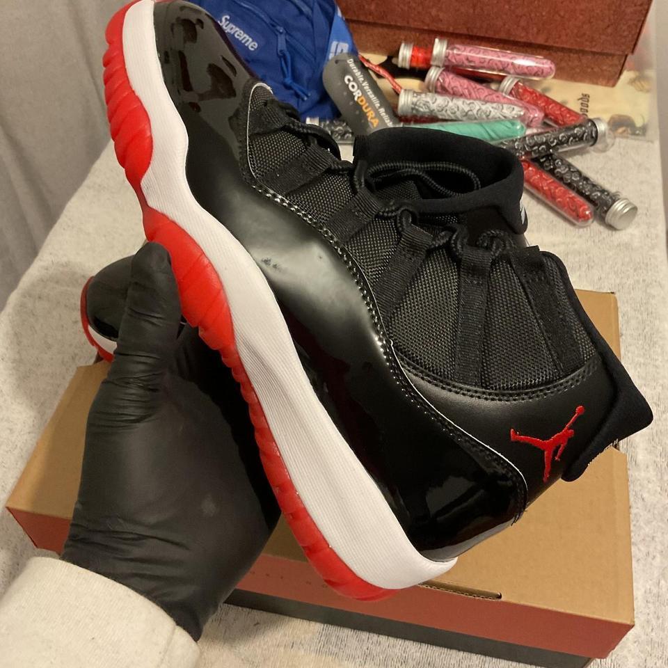 Jordan 11s Bred Size 9