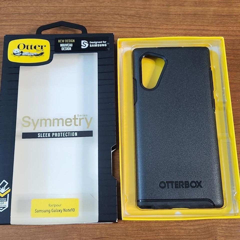The Otterbox Symmetry Phone Case 3